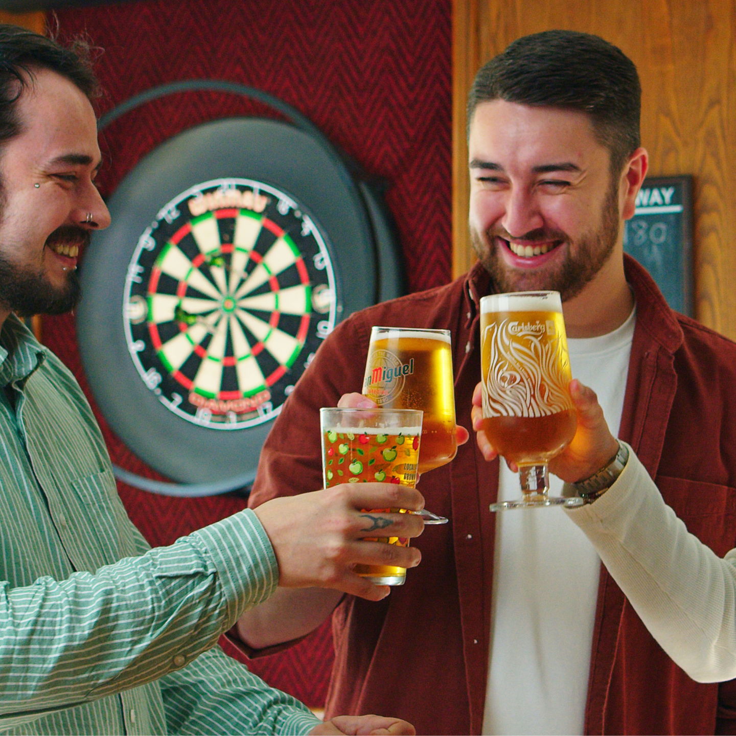 Raise a glass This Father's Day at The Master Mariner in Barry!